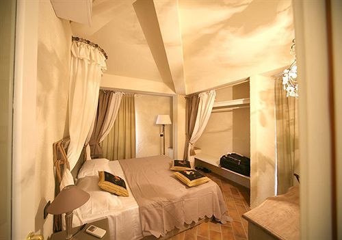 Il Poggio Country Resort Graniti Luaran gambar