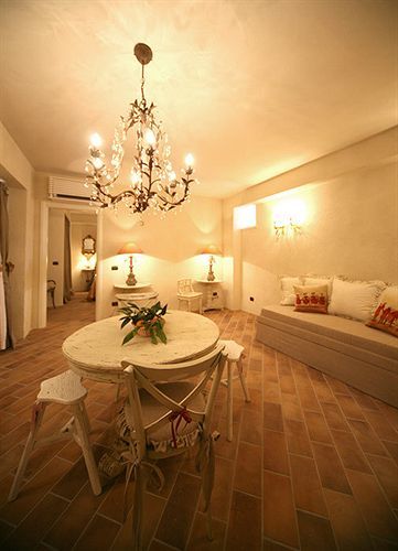 Il Poggio Country Resort Graniti Luaran gambar