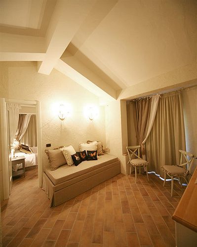 Il Poggio Country Resort Graniti Luaran gambar